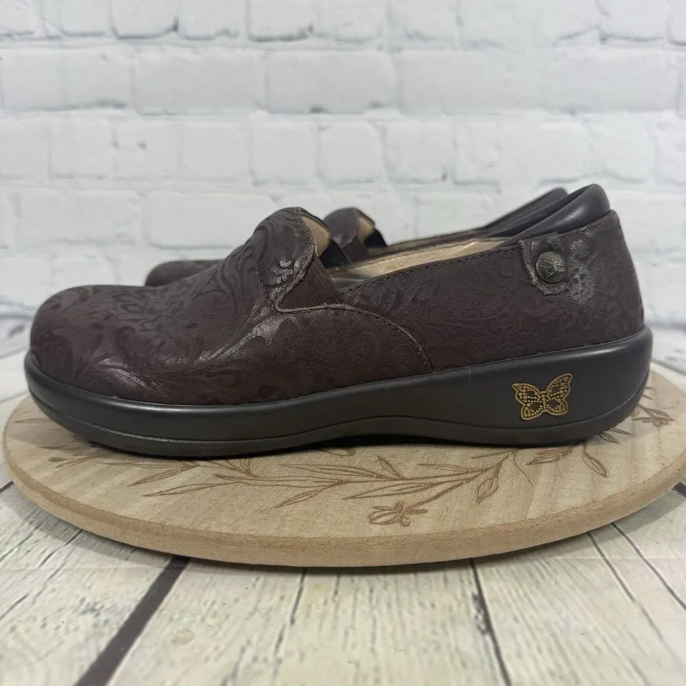 Alegria Keli KEL-433 Womens 7.5-8 US 38 EU Brown Embossed Leather Clogs Slip On